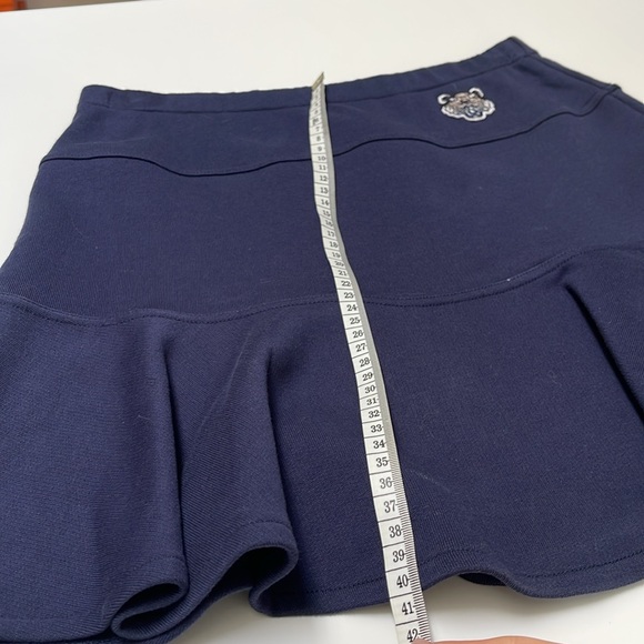 KENZO
Navy Tiger Crest Miniskirt
Size XS pleated skirt - Picture 8 of 8